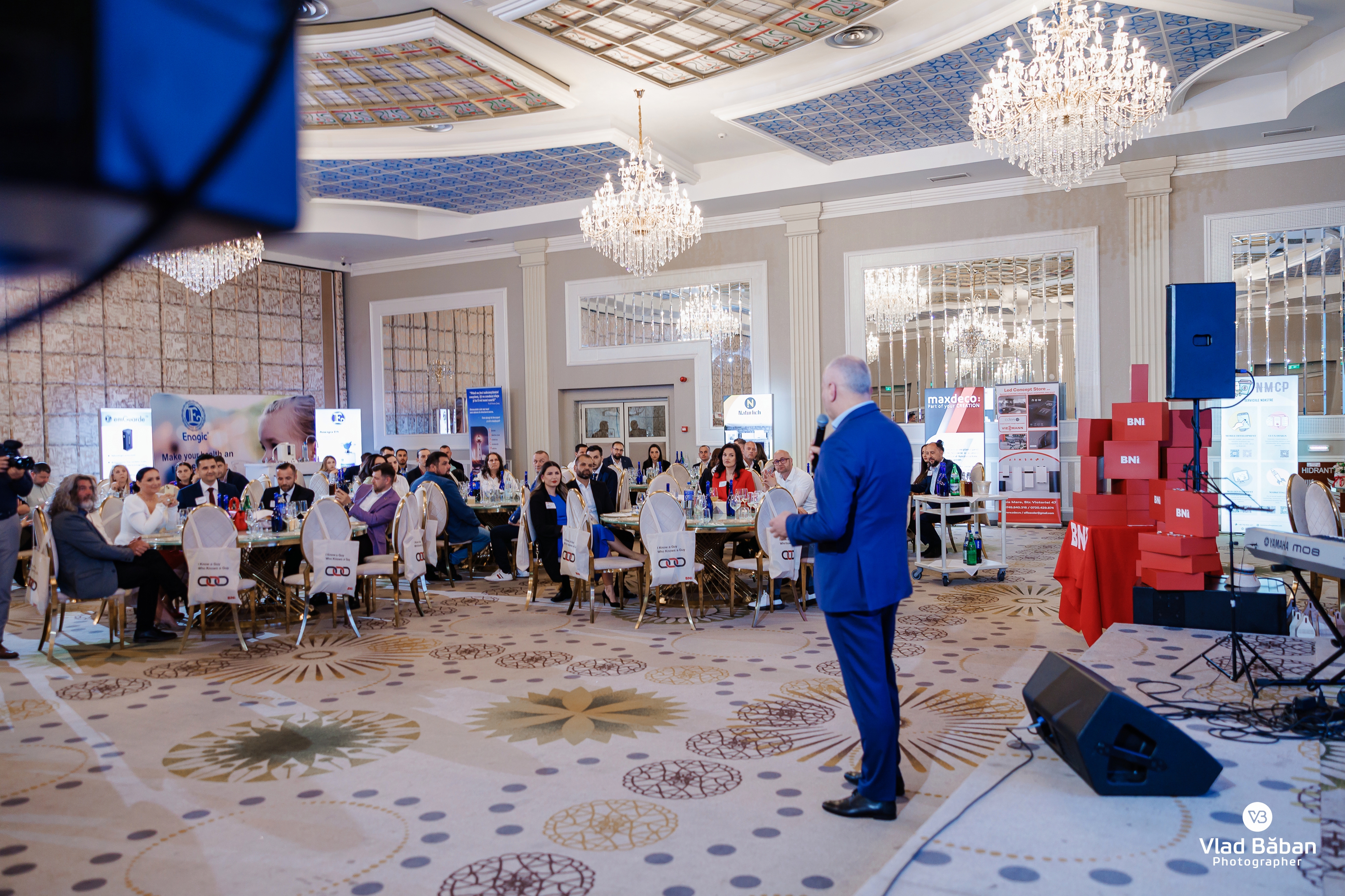 Comunitatea BNI Maxima la o întâlnire de business